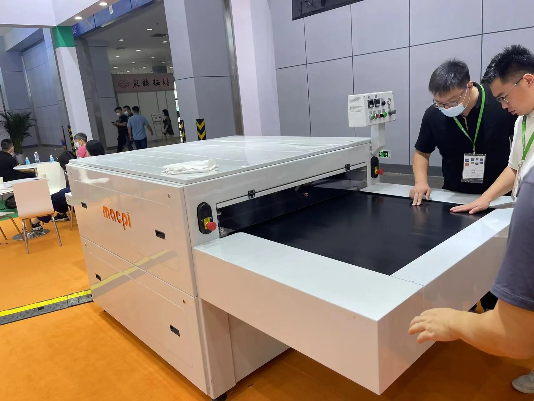 Textile printing &amp; dyeing